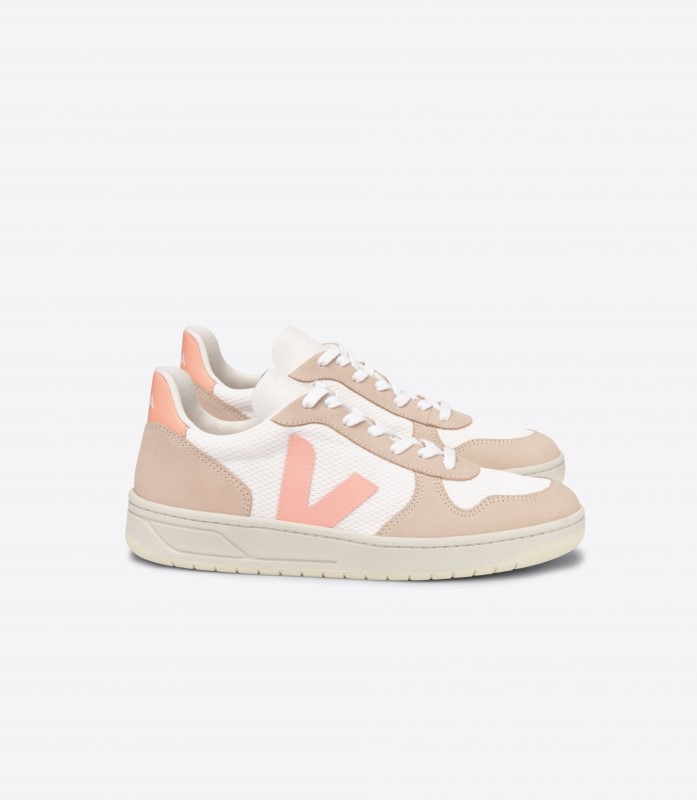 Collection Veja Alveomesh White Bellini Almond Ireland