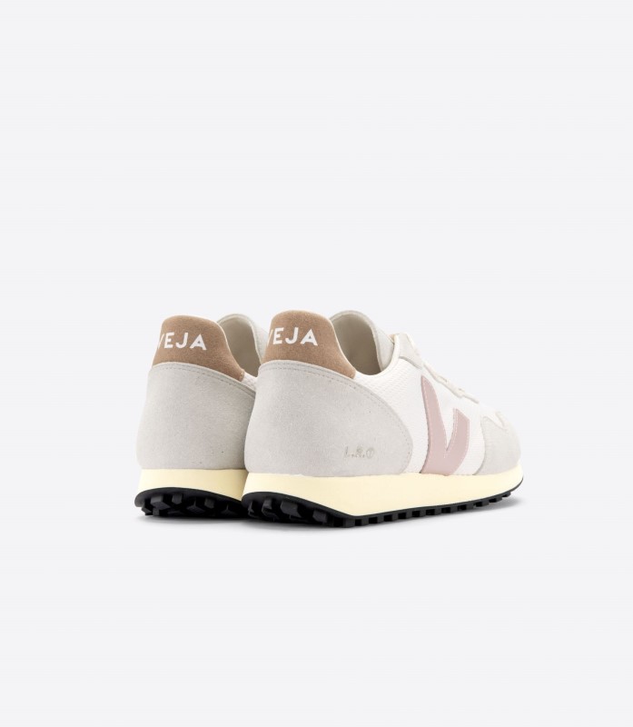 Alveomesh Gravel Babe Premium Veja Ireland